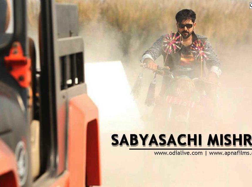 Anubhav, Babushan & Sabyasachi in 3 Idiots remake ! img